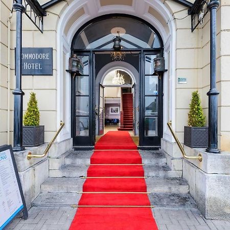 Commodore Hotel Ков Экстерьер фото