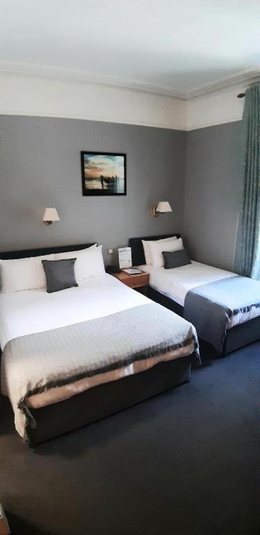 Commodore Hotel Ков Экстерьер фото