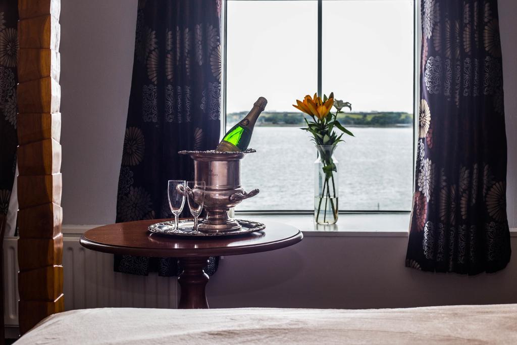 Commodore Hotel Ков Экстерьер фото